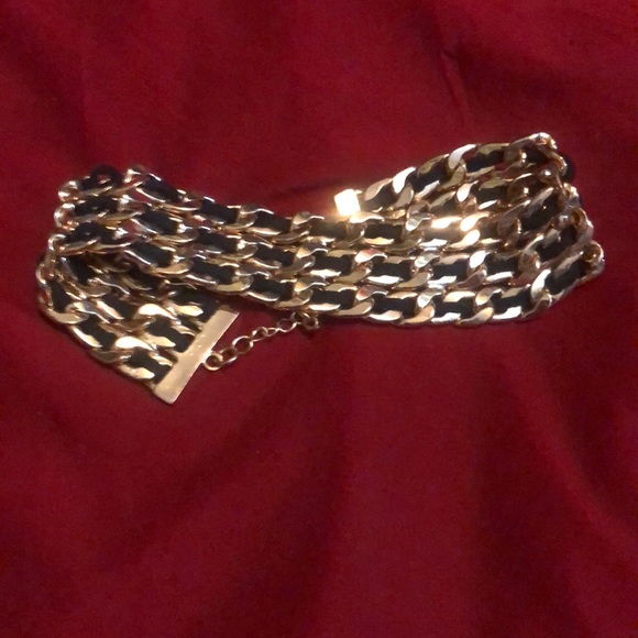 Choker - Picture 7 of 7